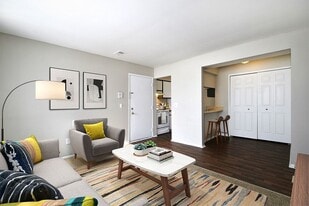 Carlyle Place in Clinton Township, MI - Building Photo