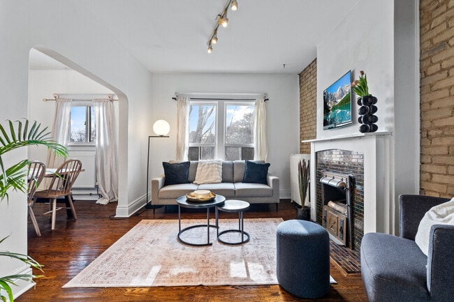 property at 23 Parkside Dr