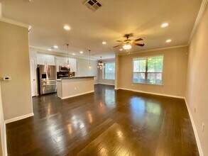 13400 Briarwick Dr in Austin, TX - Building Photo - Building Photo