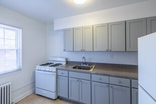 Belvedere Apartments in Silver Spring, MD - Building Photo