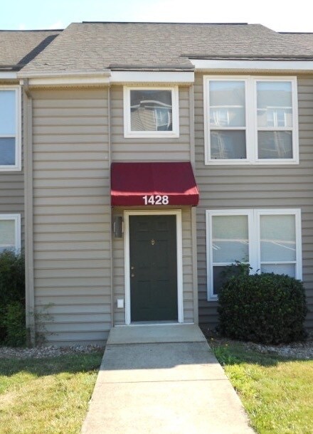 1428 Devon Ln in Harrisonburg, VA - Building Photo - Building Photo