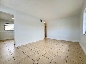 1434 SW 22nd Ave-Unit -1434 in Miami, FL - Building Photo - Building Photo