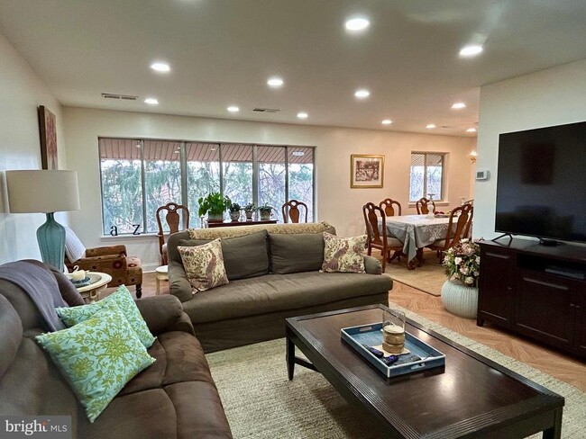 property at 18624 Walkers Choice Rd