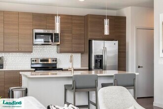 2201 Glenwood Ave SE in Atlanta, GA - Building Photo - Building Photo