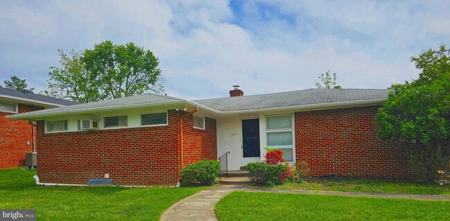 property at 3219 Northbrook Rd