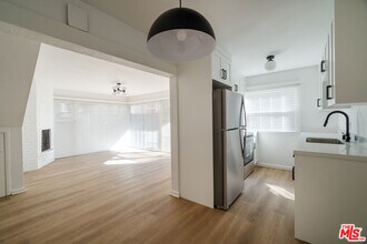 1147 Horn Ave in West Hollywood, CA - Building Photo - Building Photo