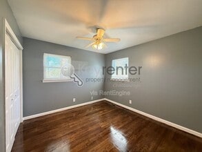 221 Robert E Lee St in Fort Oglethorpe, GA - Building Photo - Building Photo