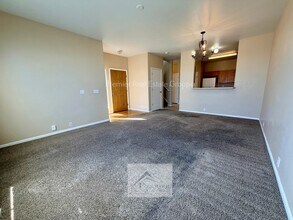 8765 Bamboo Grove in Colorado Springs, CO - Foto de edificio - Building Photo