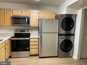 6747 Kenwood Forest Ln in Chevy Chase, MD - Building Photo - Building Photo