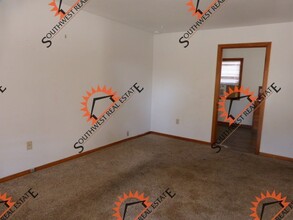 418 West St in Clovis, NM - Building Photo - Building Photo