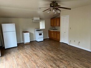 7126 Del Norte Dr in Goleta, CA - Building Photo - Building Photo