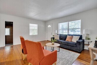 6333 Sauterne Dr in Jacksonville, FL - Building Photo - Building Photo