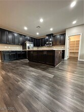 8148 Old Skye Ct in Las Vegas, NV - Building Photo - Building Photo