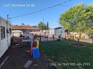 1425 Hoffman Dr NE in Albuquerque, NM - Building Photo - Building Photo