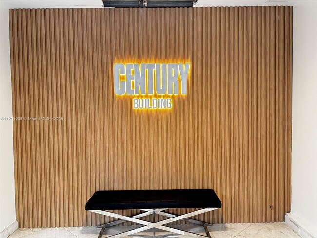 2780 NE 183rd St in Aventura, FL - Building Photo - Building Photo