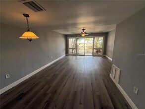 5055 Eaglesmere Dr in Orlando, FL - Building Photo - Building Photo