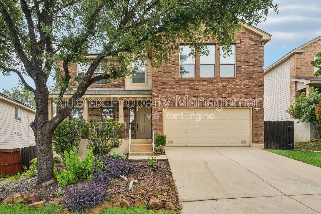422 Granite Bay in San Antonio, TX - Building Photo