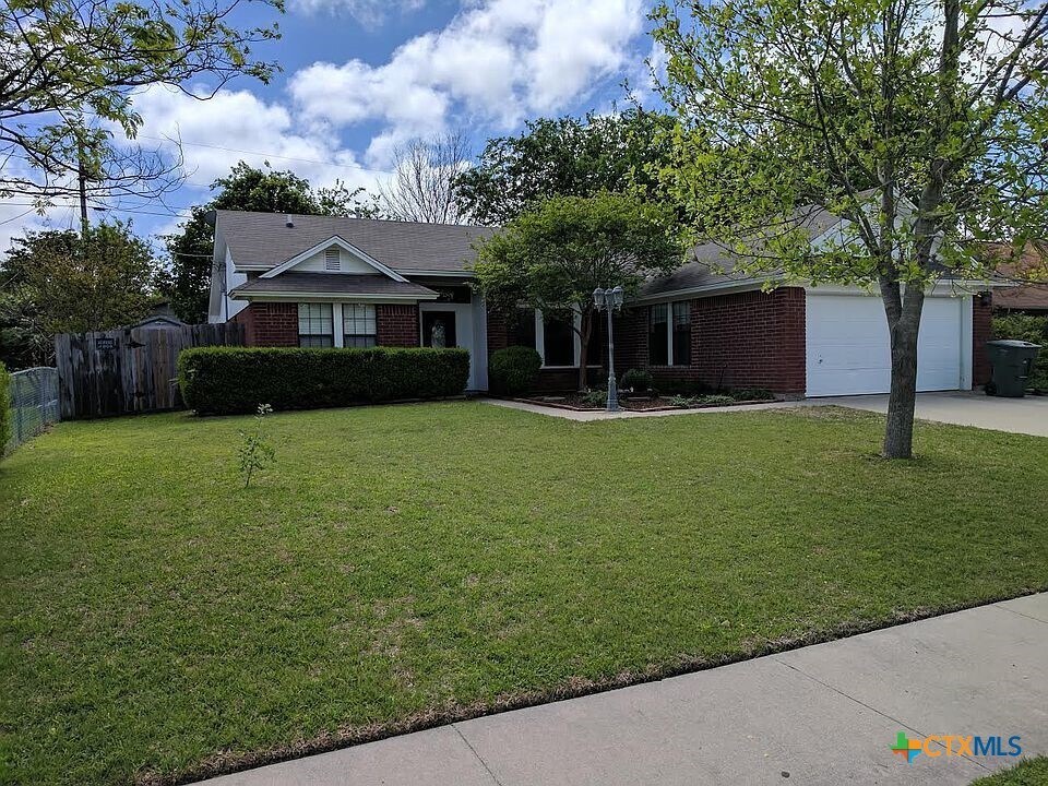 1502 Stratford Dr in Killeen, TX - Building Photo