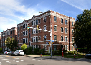 201 Elmwood Avenue Apartments in Buffalo, NY - Building Photo - Building Photo