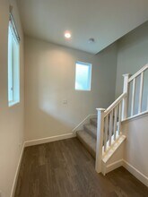 5645 Apex Dr in Dublin, CA - Building Photo - Building Photo