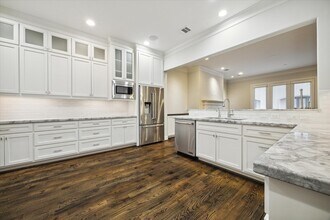 6008 Potomac Park Dr in Houston, TX - Building Photo - Building Photo