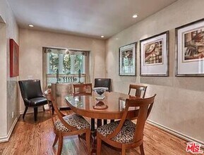 2229 S Beverly Dr in Los Angeles, CA - Building Photo - Building Photo