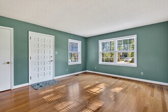 259 Shoreline Dr in New Bern, NC - Building Photo - Building Photo