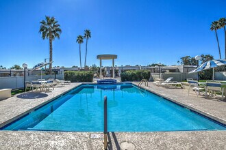 8647 E Devonshire Ave in Scottsdale, AZ - Building Photo - Building Photo