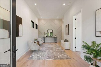 194 E Lake Terrace SE in Atlanta, GA - Building Photo - Building Photo