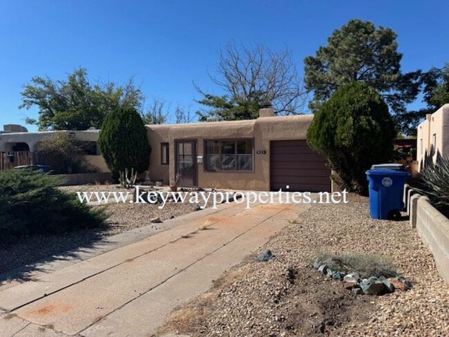425 Truman St NE in Albuquerque, NM - Building Photo - Building Photo
