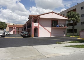 North Point in Hialeah, FL - Building Photo