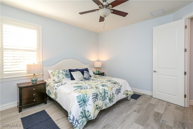 property at 1480 Curlew Ave