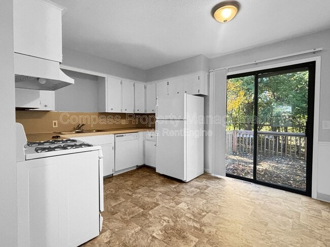 1433 Beckwith View Ave NE in Grand Rapids, MI - Building Photo - Building Photo