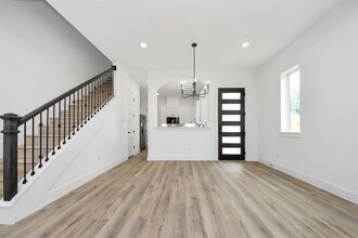 8311 Venus St in Houston, TX - Building Photo - Building Photo