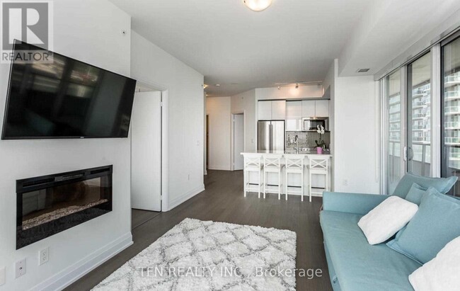 20-1720 Shore Breeze Dr in Toronto, ON - Building Photo - Building Photo