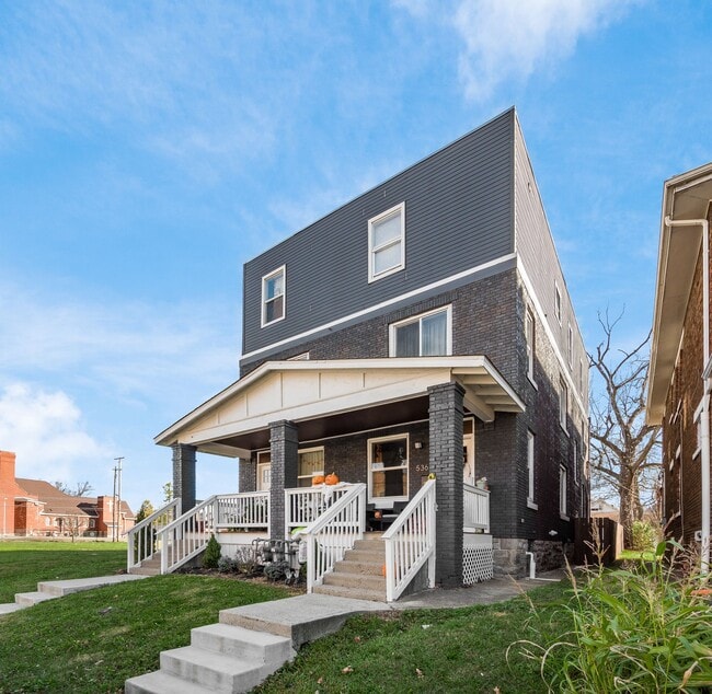 property at 536 Oakwood Ave