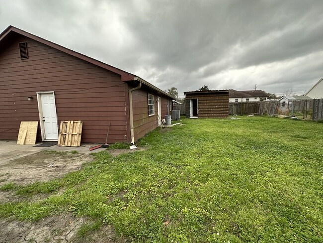 5544 Ames Ct in Marrero, LA - Building Photo - Building Photo