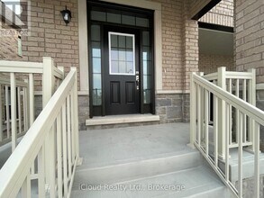 1601 Savoline Blvd in Milton, ON - Building Photo - Building Photo