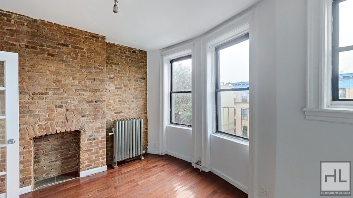 Crown Heights 1-Bed 1-Bath in Brooklyn, NY - Building Photo