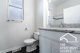 2638 N Halsted St in Chicago, IL - Building Photo - Building Photo