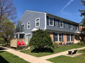 2736 Glenbridge Ct in Ann Arbor, MI - Building Photo