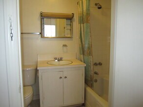 610 Park Ave in Goldsboro, NC - Foto de edificio - Building Photo