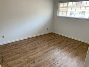 3567 Farm Hill Blvd in Redwood City, CA - Building Photo - Building Photo