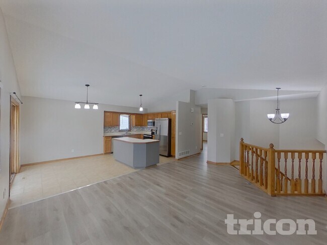 14885 Crandall Ave. in Rosemount, MN - Building Photo - Building Photo