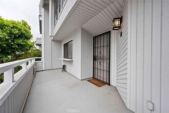 18 Barlovento Ct in Newport Beach, CA - Building Photo - Building Photo
