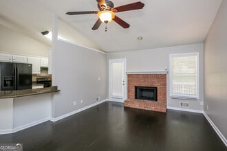 5461 Bushnell Ct in Flowery Branch, GA - Building Photo - Building Photo
