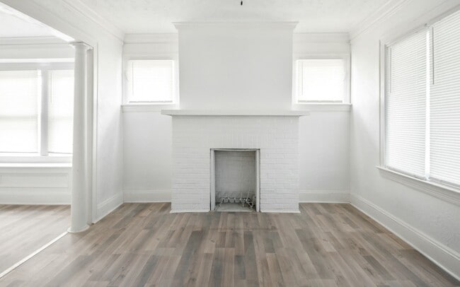 property at 8511 Jeffries Ave