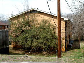 1701-1705 Hutchison Ave in Knoxville, TN - Building Photo - Building Photo