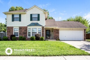 7461 Cobblestone W Dr in Indianapolis, IN - Building Photo