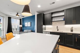 1116 Gramercy Ln in Tampa, FL - Building Photo - Building Photo